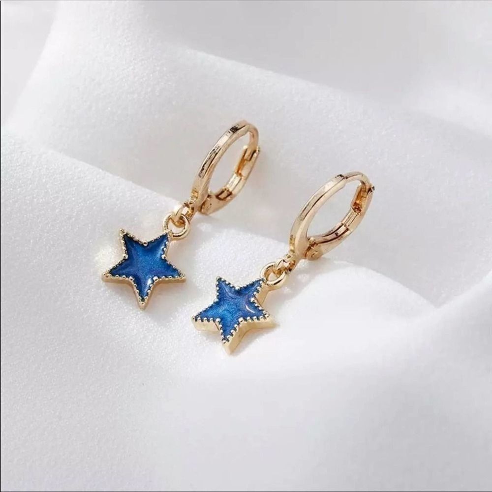 Delicate Star Earrings for Women Fashion